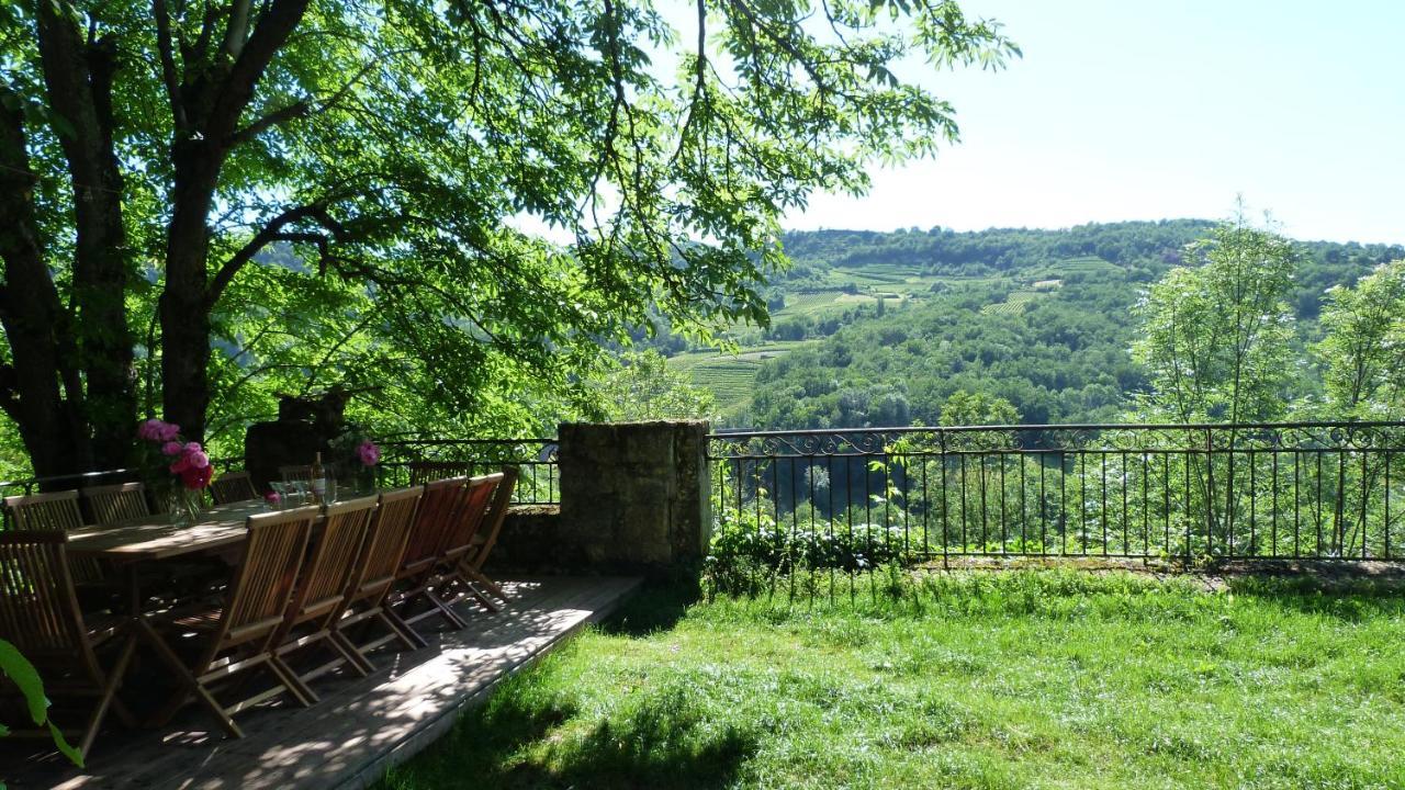 Maison De Famille Et D'Ami-E-S Valady Esterno foto